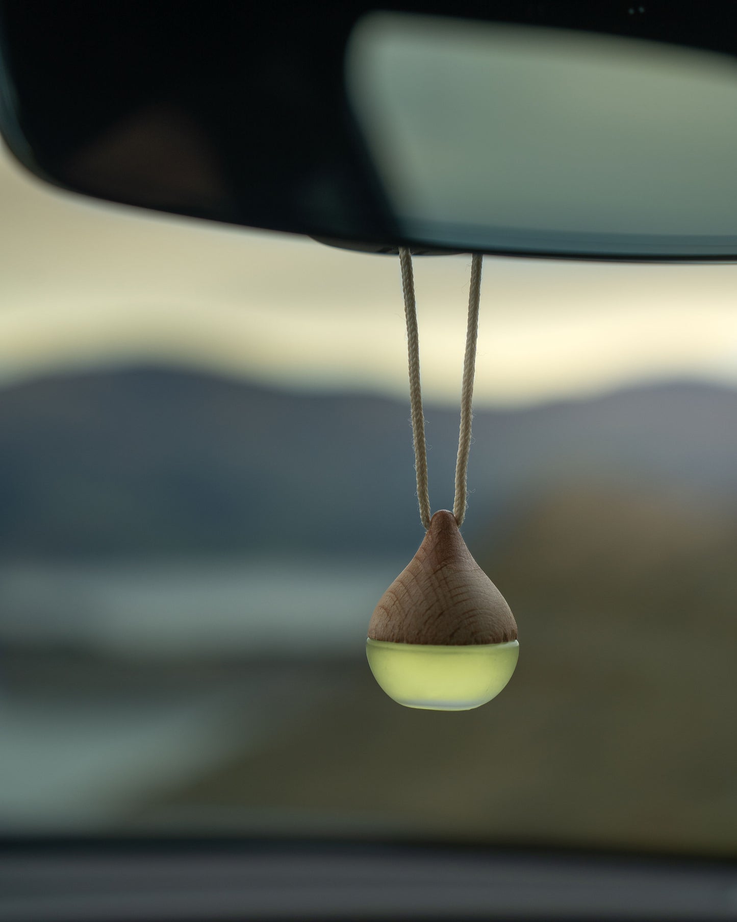 Tear Drop Style Car Diffuser